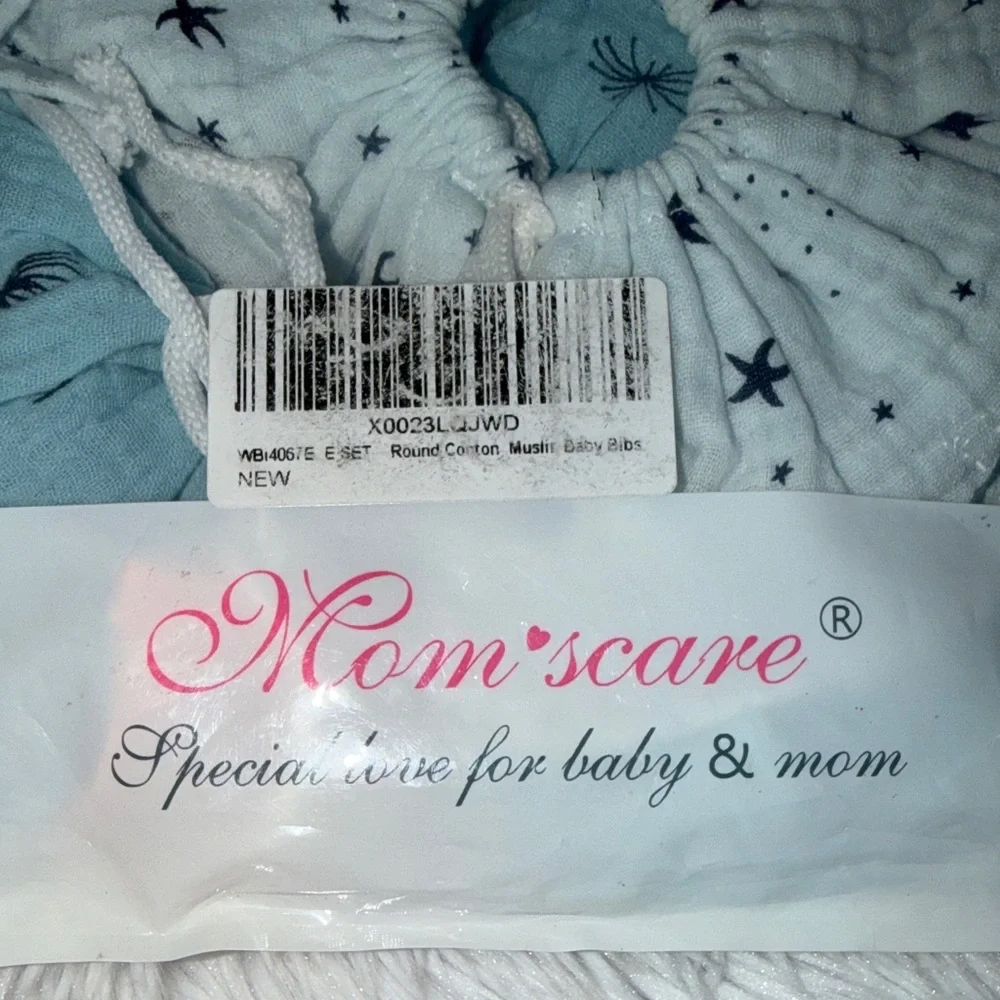 Baby Star and Bear Cat Print Muslin Bibs Set - Blue, Pink, Gray NWOT